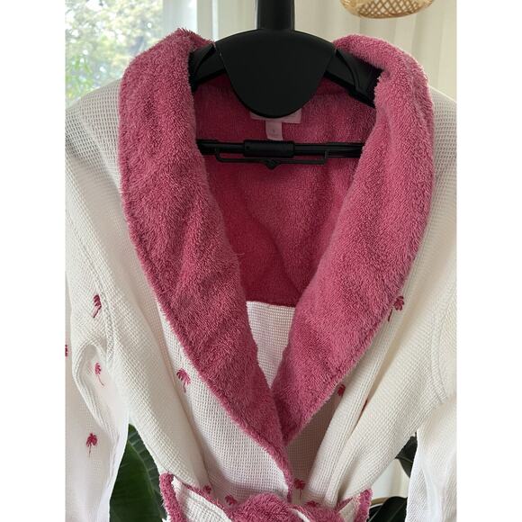 Lilly Pulitzer Bathrobe Womens Small White Pink Palm Trees Girl Cutesy - Picture 2 of 10
